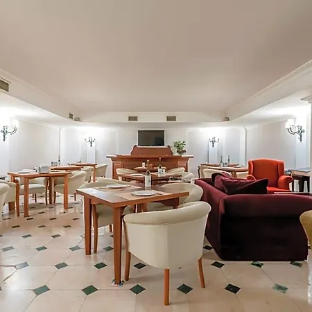 酒店 Bay Nihat Lale Ayvalı