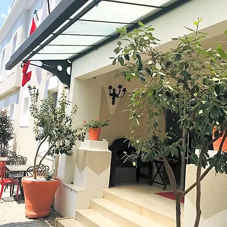 Bay Nihat Lale 酒店 Ayvalı